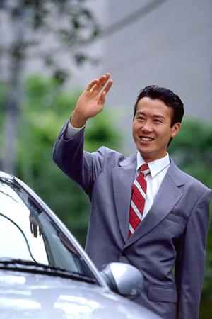 【公式】車買取・車査定のティーバイティーガレージ｜全国無料出張査定と高価買取を実現